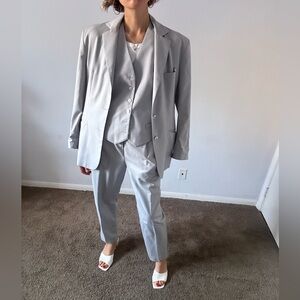 Exclusive tailored women wool suit 3 in 1, grey, size 4